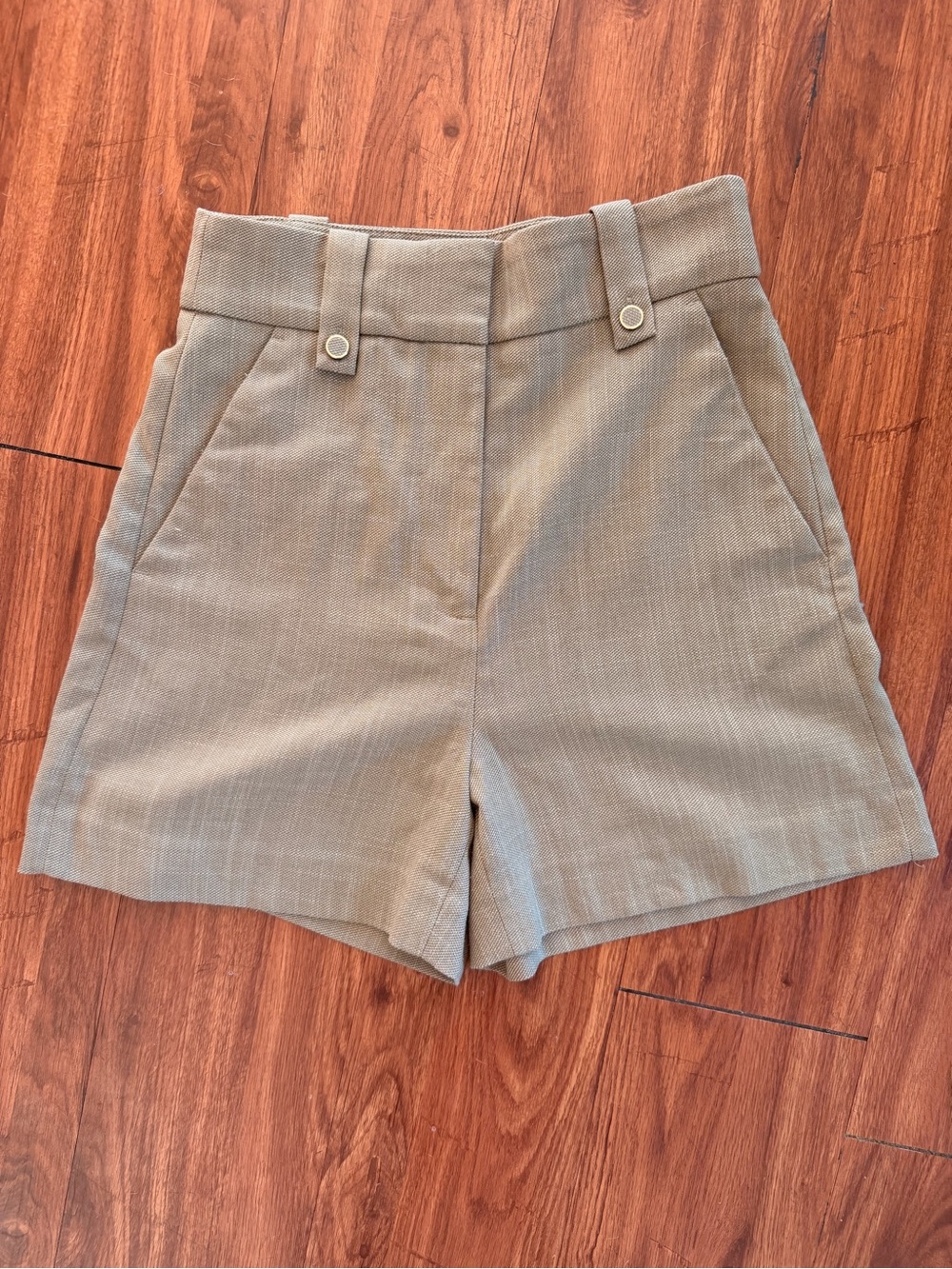 H&M High Waisted Tailored Shorts Size 2 Taupe Beige Gold Button Dress Shorts
